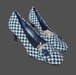 Ann Taylor Loft Black and White Button Heels | Women's Size 7.5 M